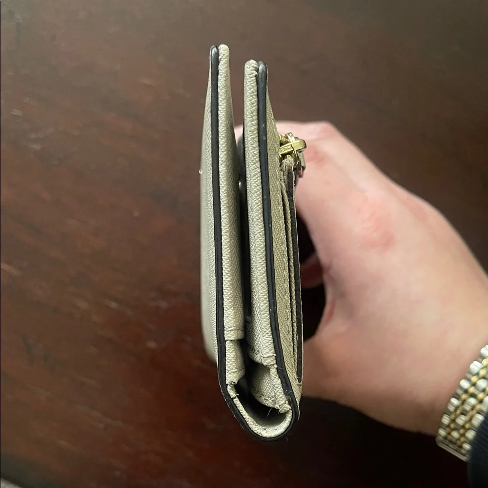 Kate Spade Beige Leather Wallet - Picture 4 of 7